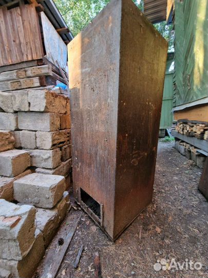 Коптильня самодельная металлическая