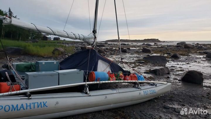 Парусный катамаран