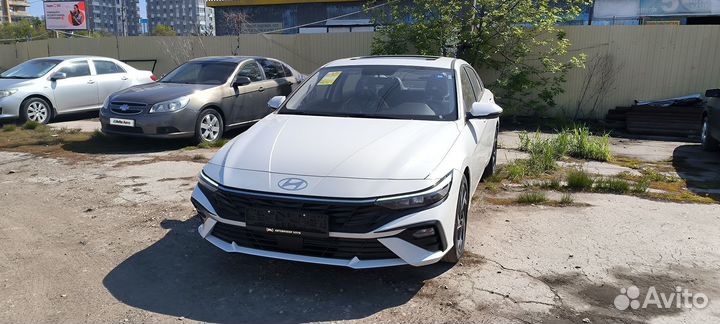 Hyundai Elantra 1.5 CVT, 2023, 100 км