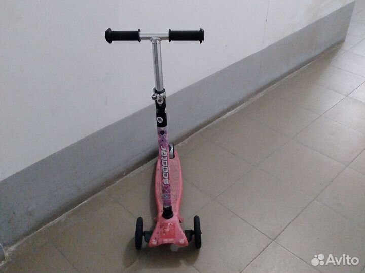 Велосипед, самокат, каталка для девочки