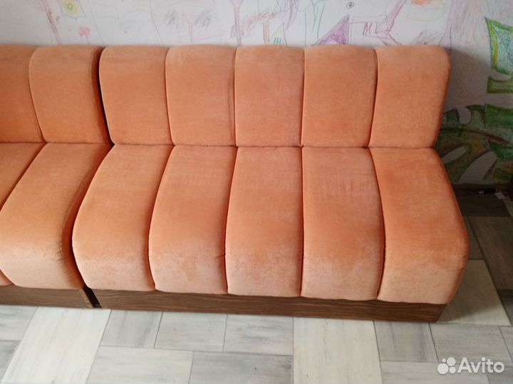 Продам диван