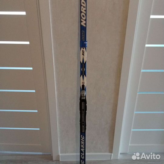 Беговые лыжи и ботинки