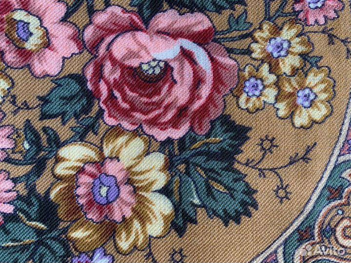 Павловопосадский шерстяной 