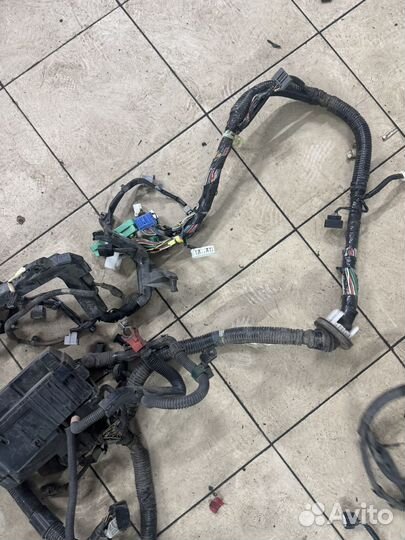 Подкапотная проводка Crosstour 32110-RBR-Y500