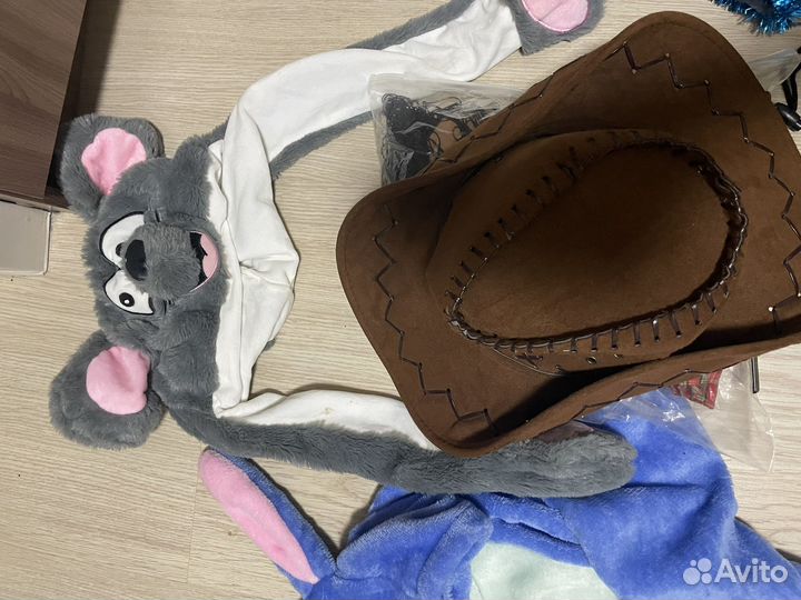 Новогодний костюм волка и тигра