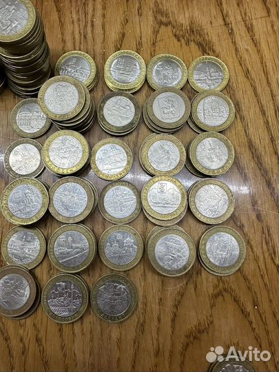 Монеты 10рублей Юбилейные Биметал