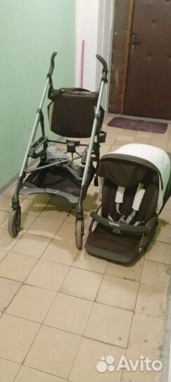 Прогулочная коляска