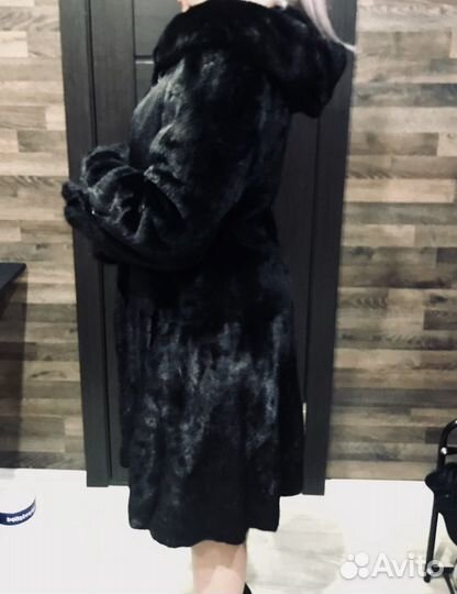 Шуба Black Lama