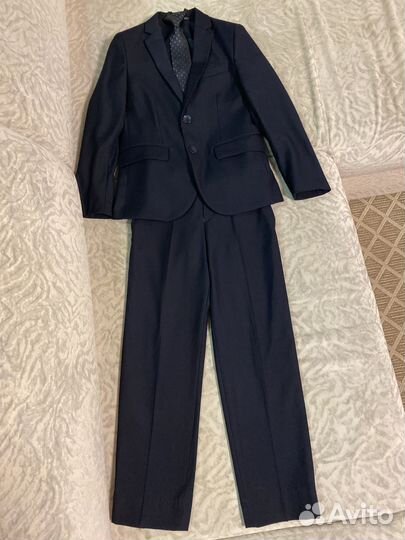 Костюм школьный классический