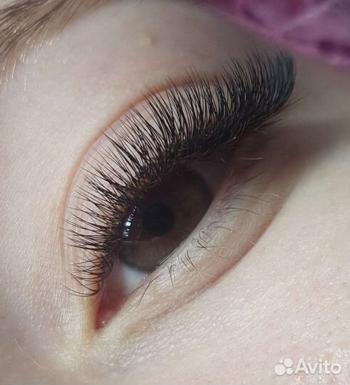 Наращивание ресниц на дому