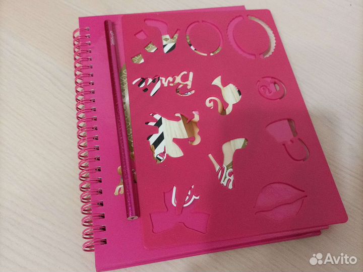 Блокнот Барби,карандаш,трафарет