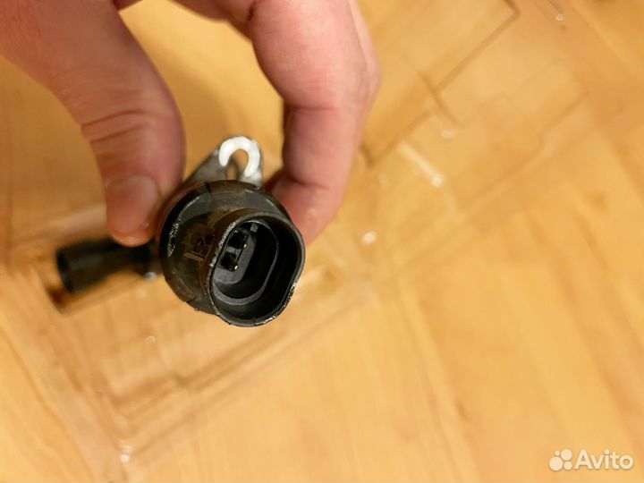 Клапан фазорегулятора Opel Astra H