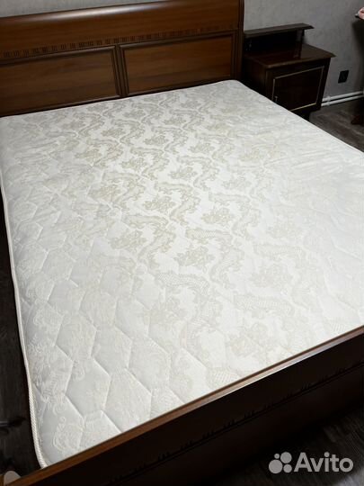 Матрас 160х200 бу