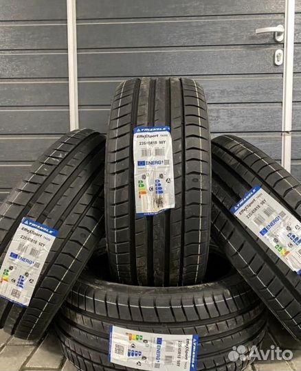 Triangle EffeXSport TH202 215/40 R18 89Y