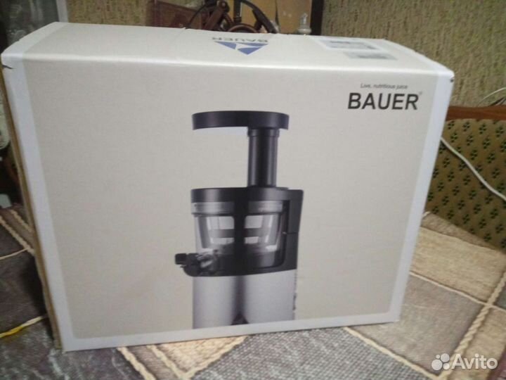 Соковыжималка шнековая