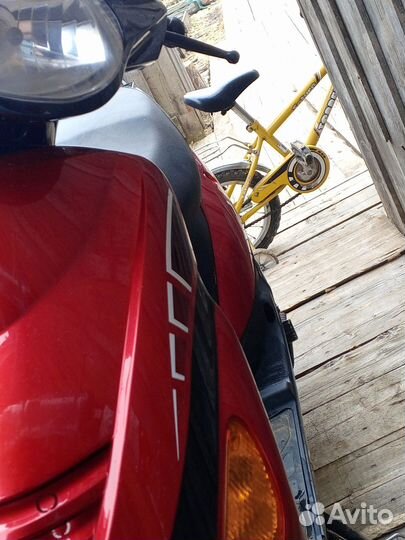 Продам скутер Рейсер метеор