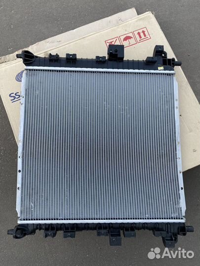 Радиатор охлаждения ssangyong кайрон