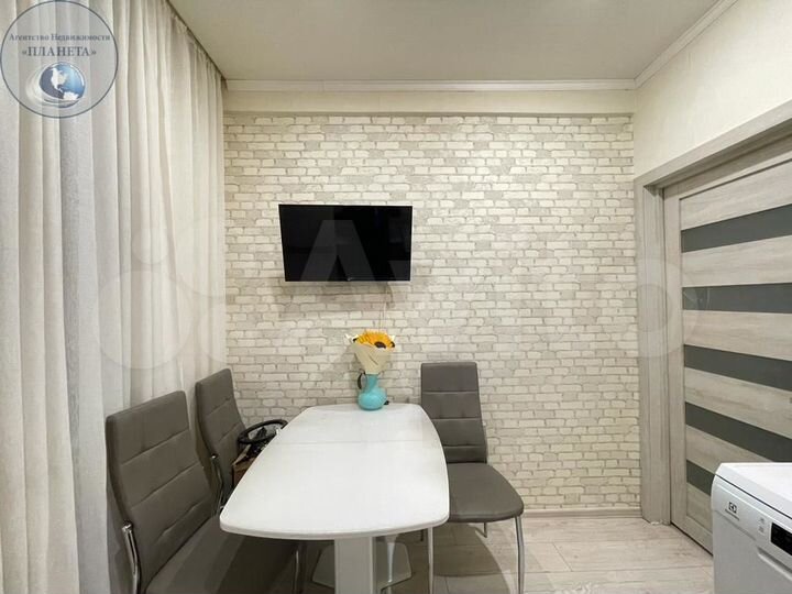 2-к. квартира, 60 м², 4/5 эт.