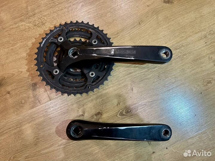 Система шатунов SR Suntour под квадрат