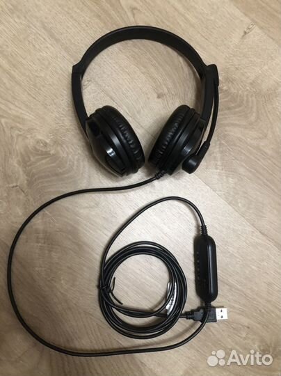 Accutone наушники ub 101