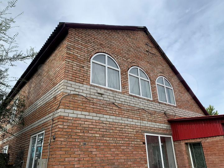 Дом 180 м² на участке 1036 м² (Казахстан)