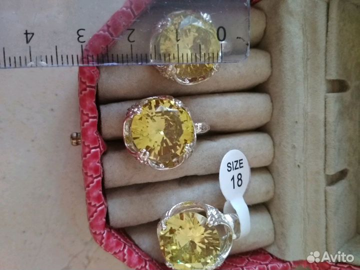 Фианиты крупные,серьги+кольцо