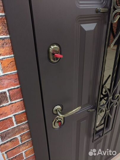 Дверь входная металлическая