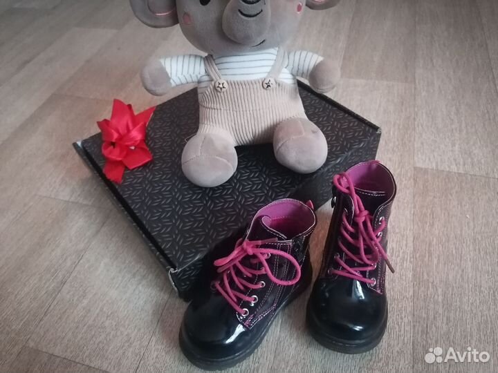 Демисезонные ботинки для девочки 22