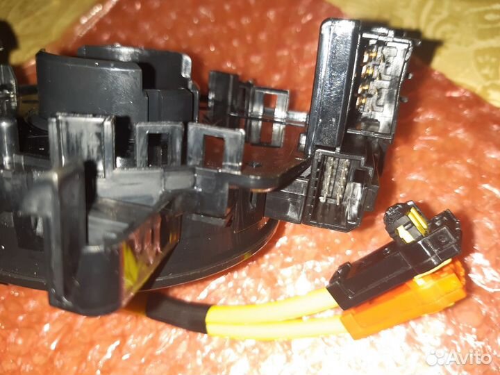 Подрулевой шлейф