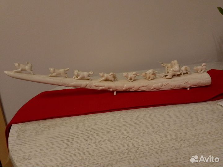 Каюр и собачья упряжка