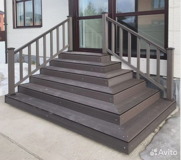 Лестница для крыльца из дпк