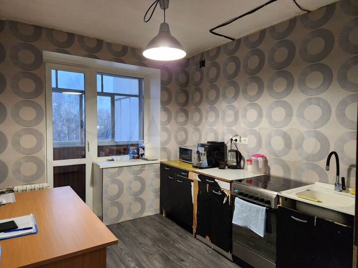 2-к. квартира, 52 м², 4/9 эт.