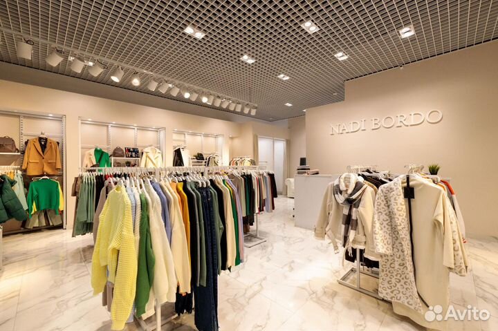 Продавец-консультант одежды