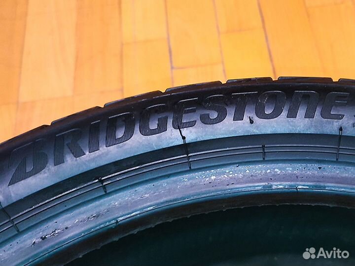 Bridgestone Turanza T005 225/35 R19 96Y