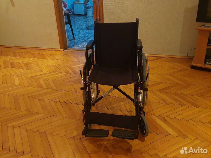 Инвалидной коляска