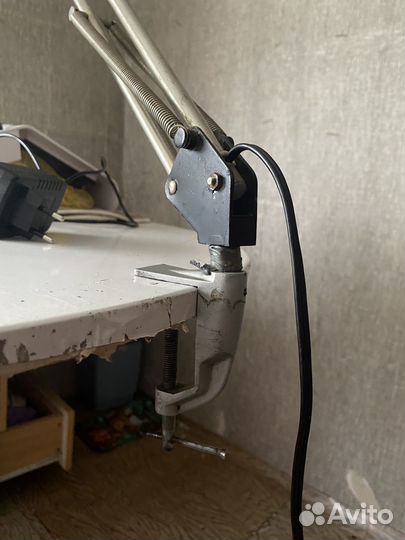 Лампа настольная