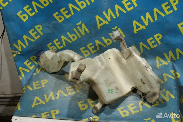 Бочок омывателя Volkswagen Passat B5+