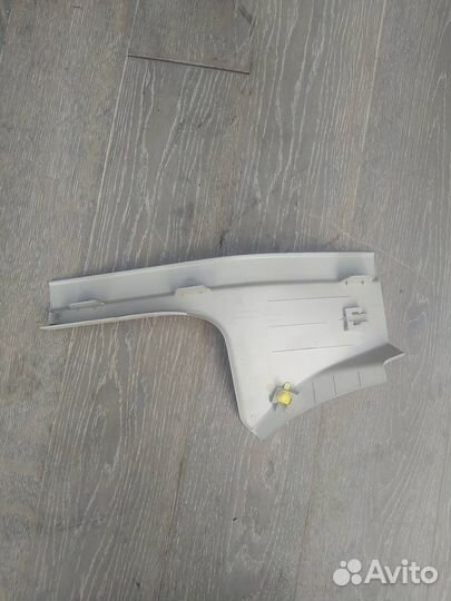 Накладка порога Mercedes W212 A2126860536