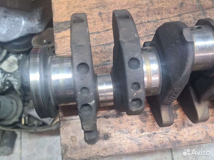 Daewoo nexia 1.5 8клапан коленвал