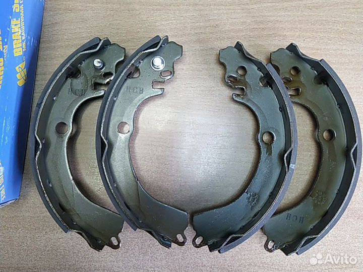 Тормозные колодки Subaru Legacy