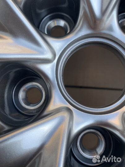 Mazda Kia Hyundai новые 18 диски оригинал