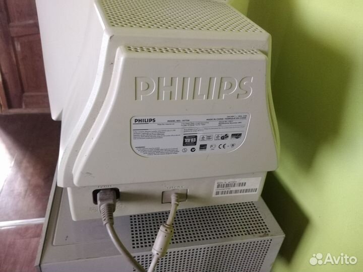 Монитор philips