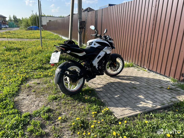 Bajaj pulsar ns200