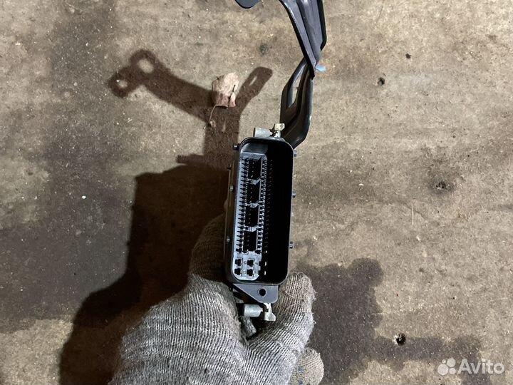 Мозги Hyundai Solaris 1