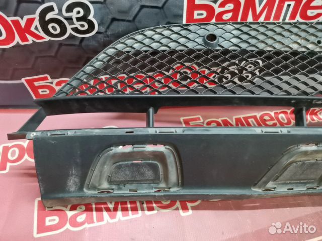 Решетка бампера передний Mercedes-Benz GLC-Class