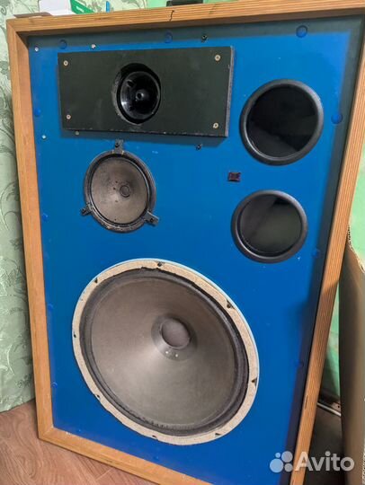 Акустические колонки