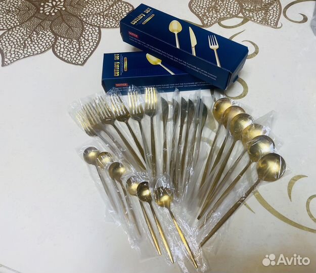 Набор столовых приборов на 6 персон