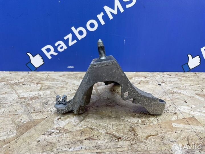 Опора кпп Renault Dokker