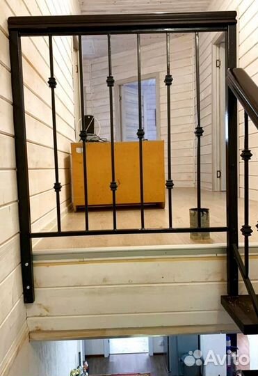 Лестница с забежными ступенями