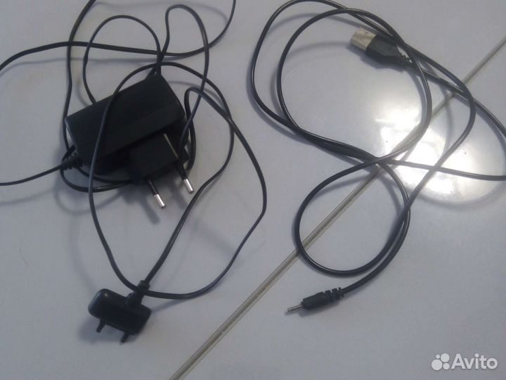 Зарядное устройство